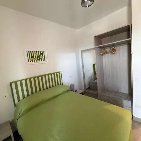 Ele & Ca Apartment *